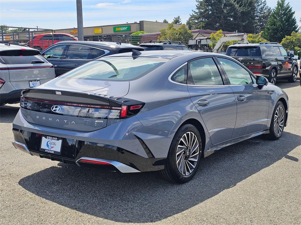 new 2025 Hyundai Sonata Hybrid car, priced at $36,797