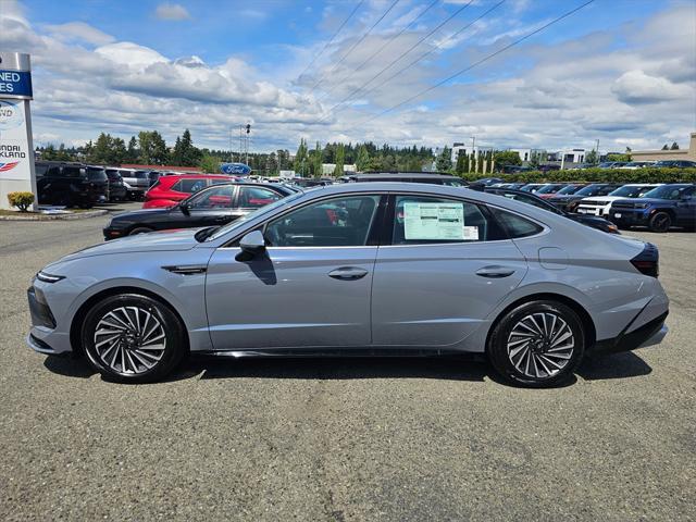 new 2025 Hyundai Sonata Hybrid car, priced at $37,980