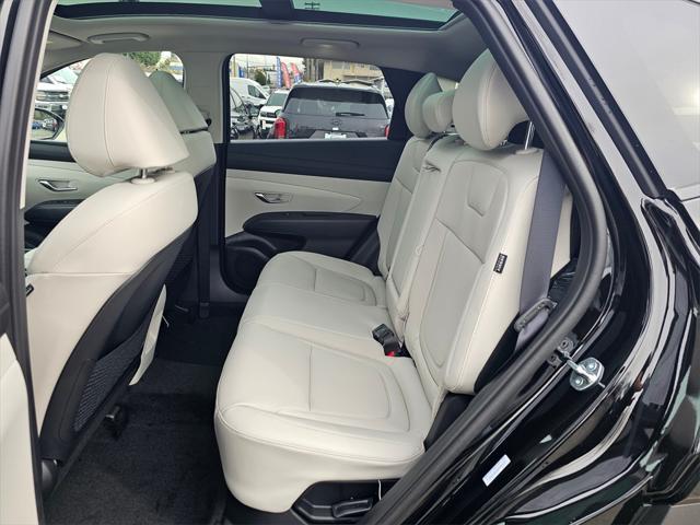 new 2025 Hyundai TUCSON Hybrid car, priced at $37,055