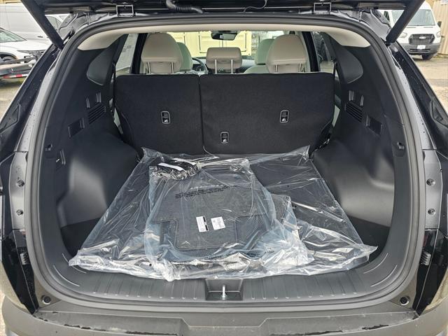 new 2025 Hyundai TUCSON Hybrid car, priced at $37,055