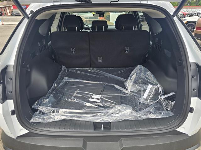new 2025 Hyundai TUCSON Hybrid car, priced at $34,750