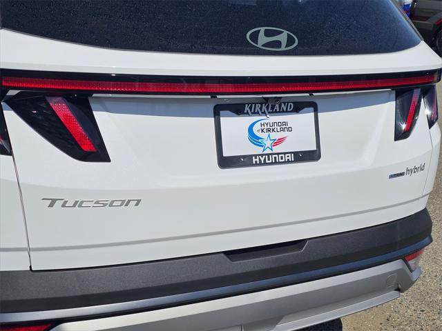 new 2025 Hyundai TUCSON Hybrid car, priced at $37,750