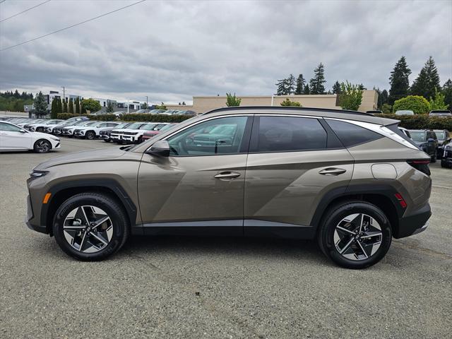 new 2025 Hyundai TUCSON Hybrid car, priced at $37,260