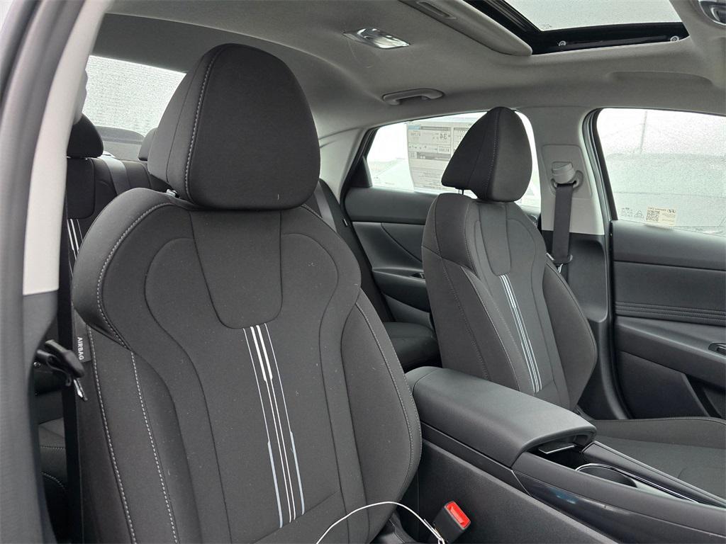 new 2025 Hyundai Elantra car, priced at $25,297