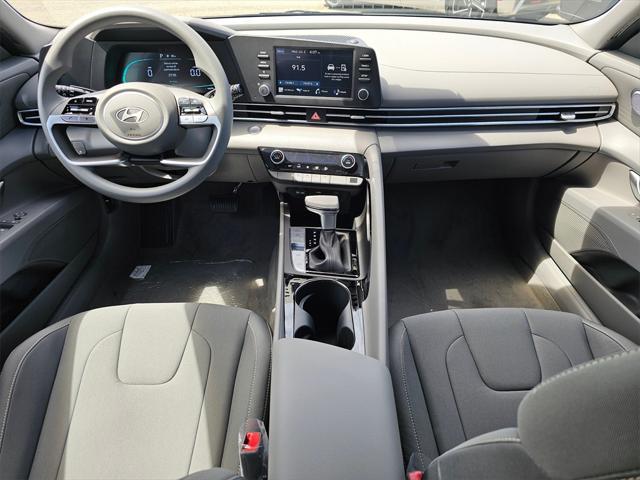 new 2025 Hyundai ELANTRA HEV car, priced at $25,015