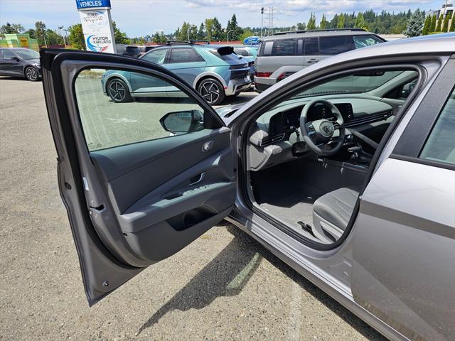 new 2025 Hyundai ELANTRA HEV car, priced at $25,015