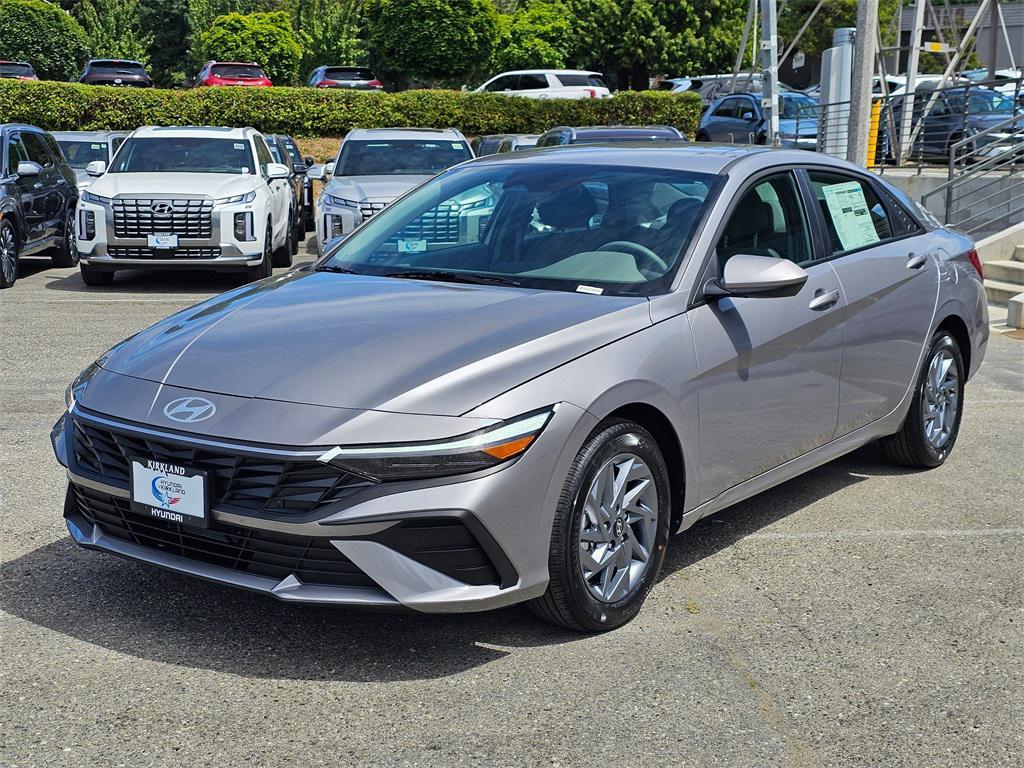 new 2025 Hyundai ELANTRA HEV car, priced at $25,015