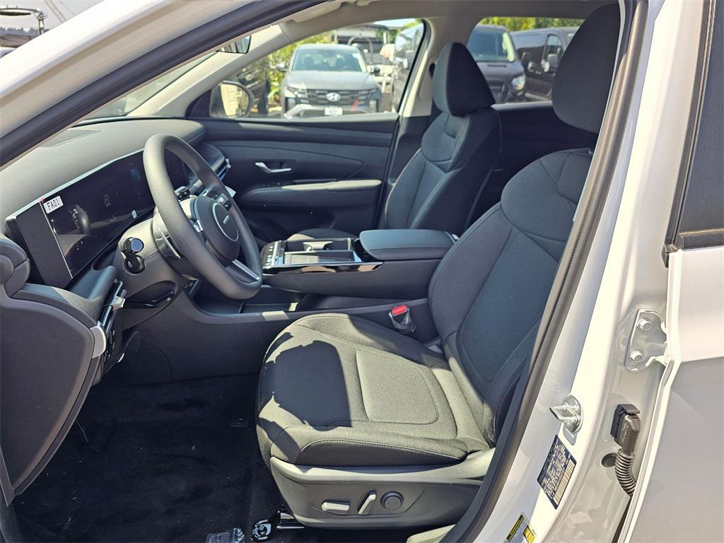 new 2025 Hyundai TUCSON Hybrid car, priced at $29,269