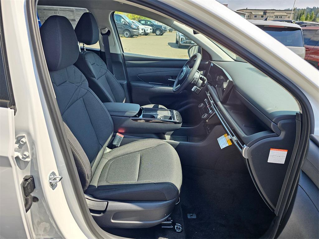 new 2025 Hyundai TUCSON Hybrid car, priced at $29,269