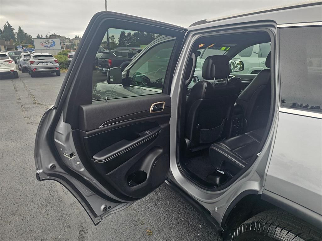 used 2017 Jeep Grand Cherokee car, priced at $18,492