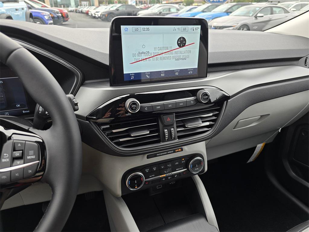 new 2025 Ford Escape car, priced at $28,250