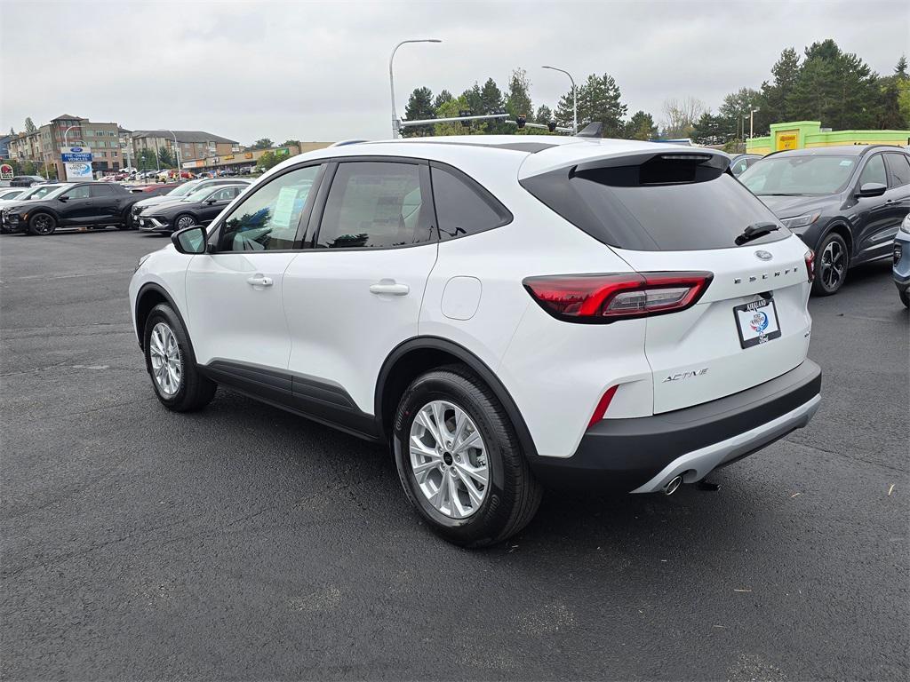 new 2025 Ford Escape car, priced at $28,250