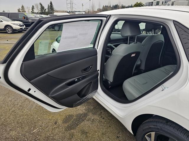 new 2025 Hyundai Elantra car, priced at $29,980