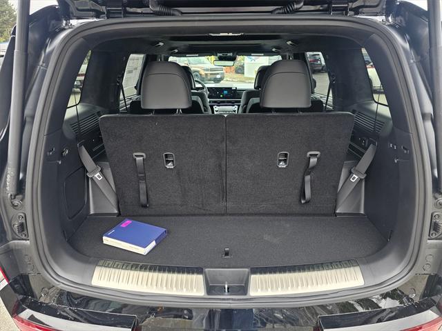 new 2025 Hyundai SANTA FE HEV car, priced at $49,297