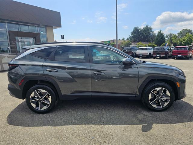 new 2025 Hyundai TUCSON Hybrid car, priced at $37,260
