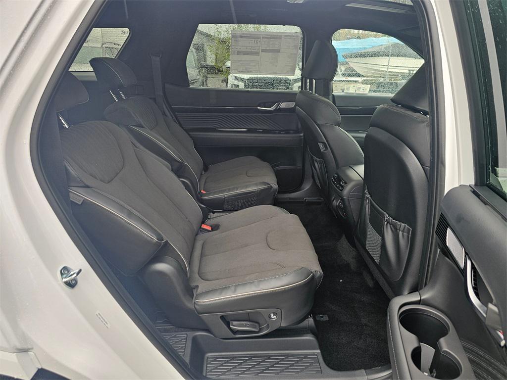 new 2025 Hyundai Palisade car, priced at $52,997