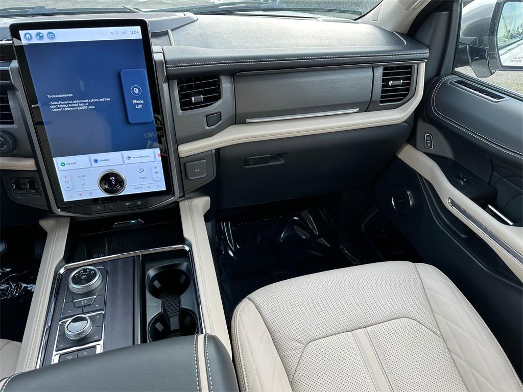 new 2024 Ford Expedition car, priced at $78,797