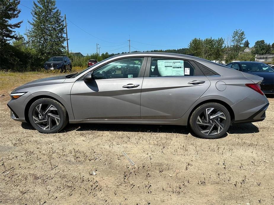 new 2024 Hyundai Elantra car, priced at $22,497