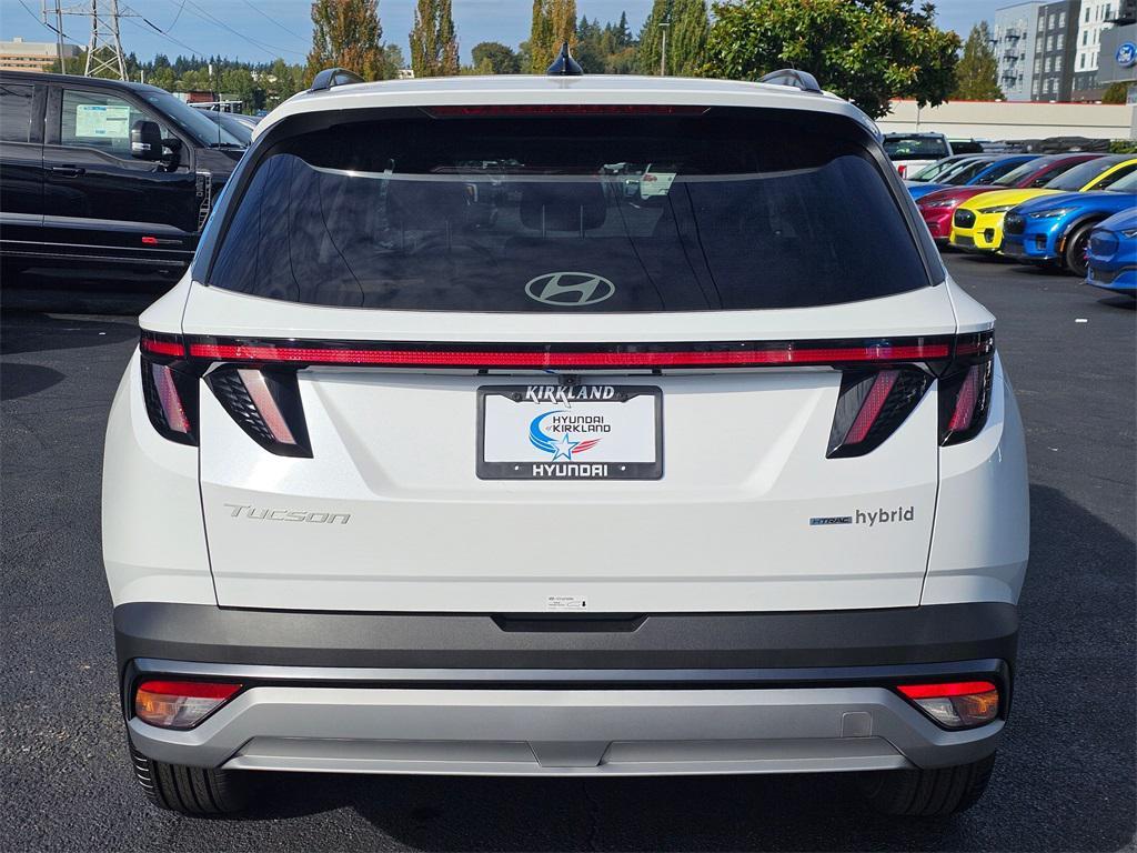 new 2025 Hyundai TUCSON Hybrid car, priced at $34,549