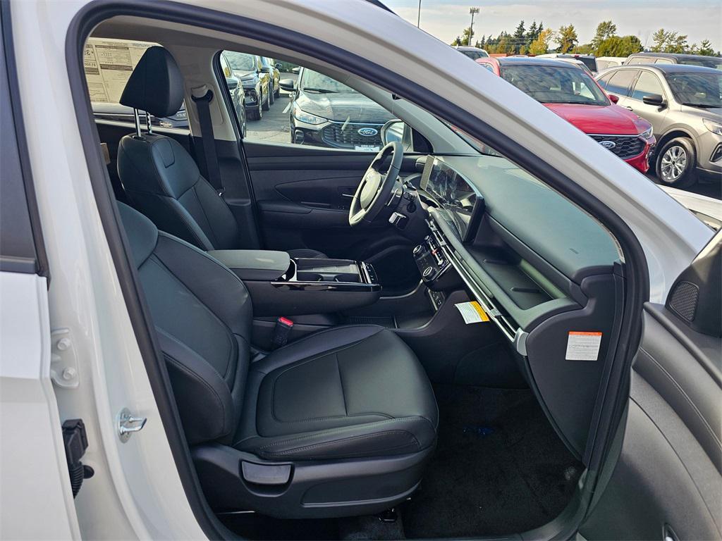 new 2025 Hyundai TUCSON Hybrid car, priced at $34,549