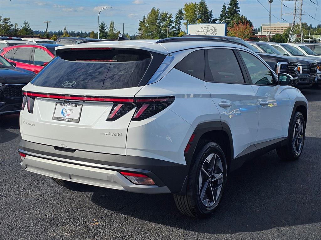 new 2025 Hyundai TUCSON Hybrid car, priced at $34,549