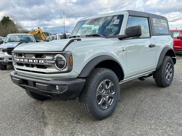 new 2024 Ford Bronco car, priced at $44,302