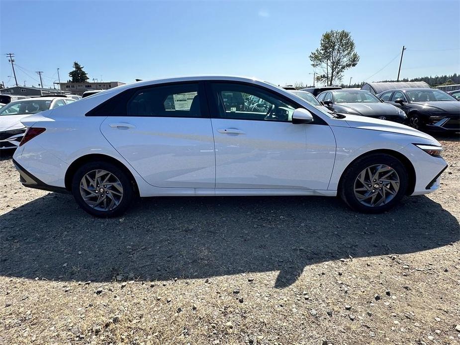 new 2024 Hyundai Elantra car, priced at $21,997