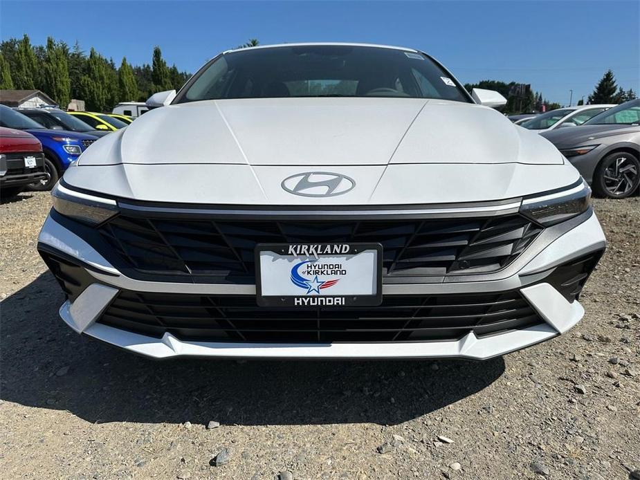 new 2024 Hyundai Elantra car, priced at $21,997