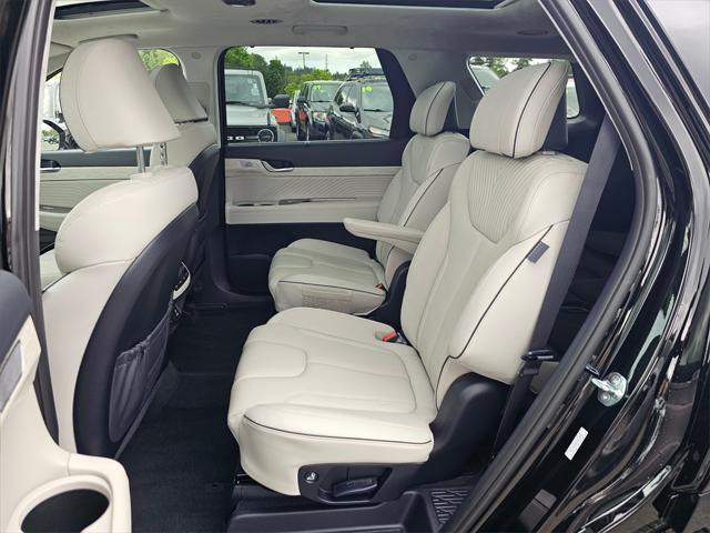 used 2024 Hyundai Palisade car, priced at $45,269