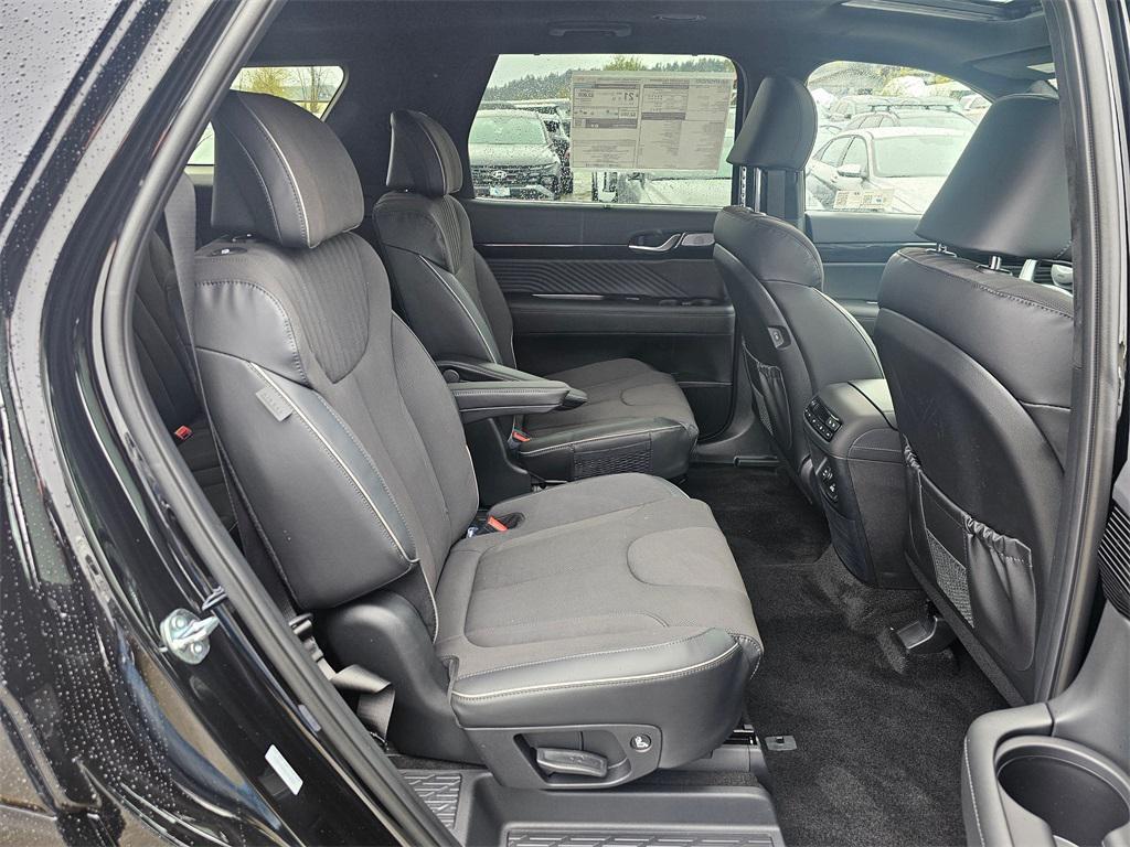 new 2025 Hyundai Palisade car, priced at $52,597