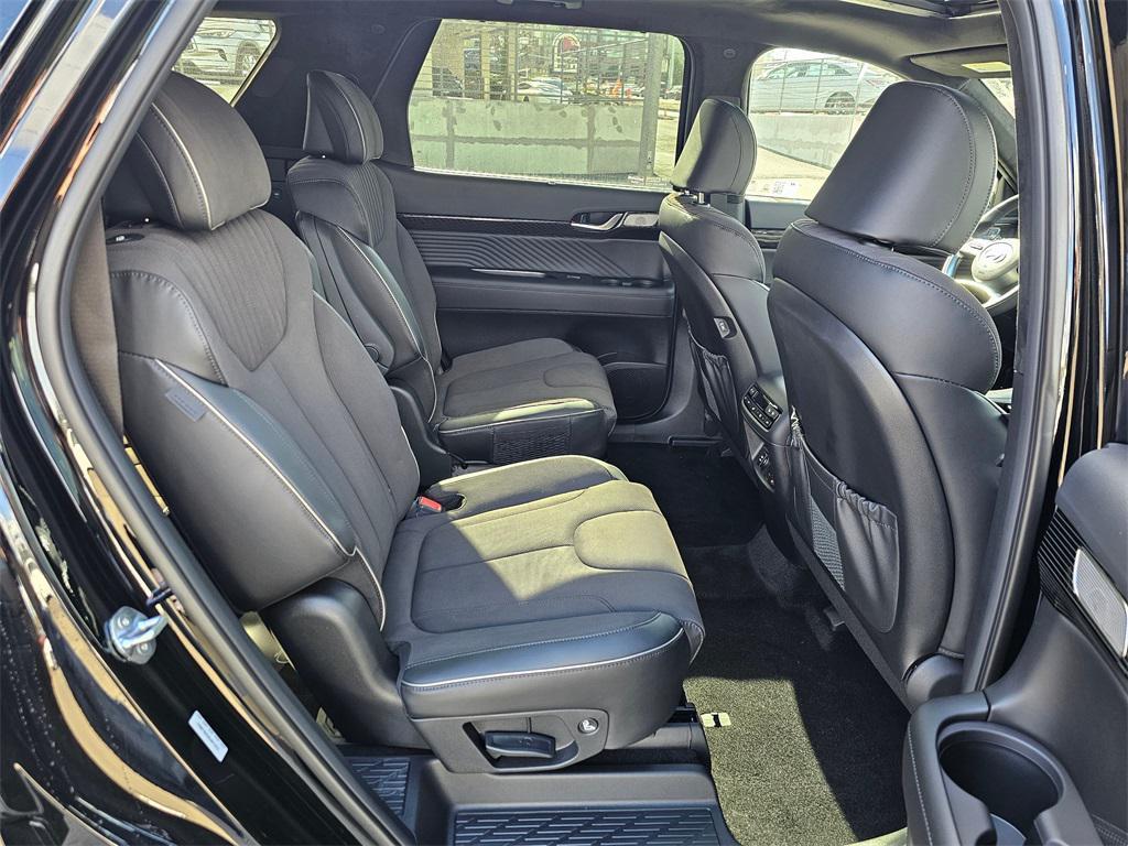 new 2025 Hyundai Palisade car, priced at $51,197