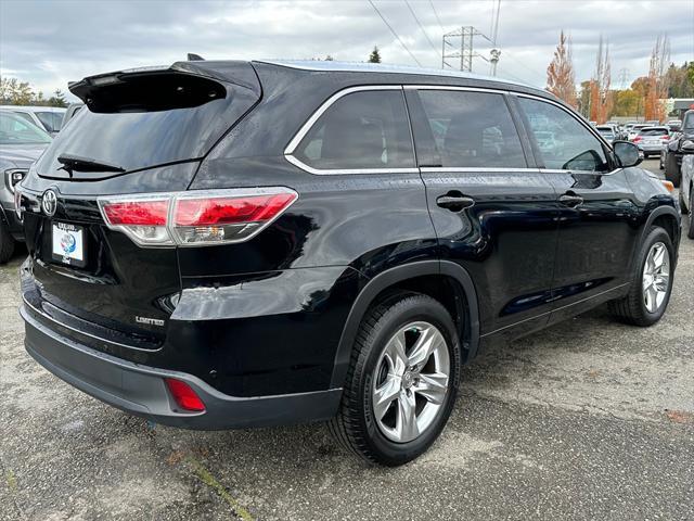 used 2015 Toyota Highlander car, priced at $22,064