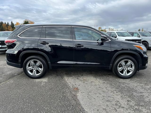 used 2015 Toyota Highlander car, priced at $22,064