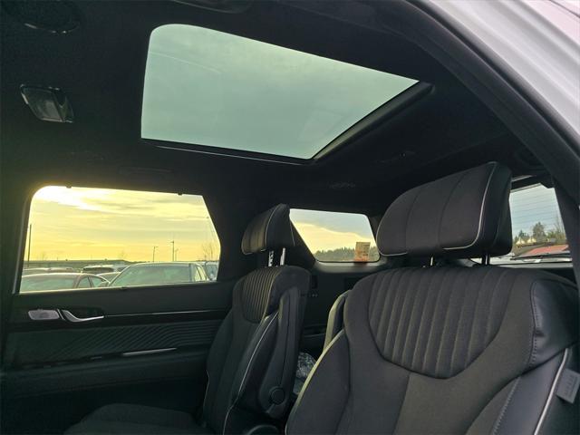 new 2025 Hyundai Palisade car, priced at $53,647