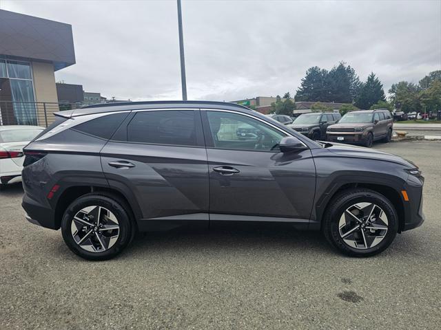 new 2025 Hyundai TUCSON Hybrid car, priced at $37,310