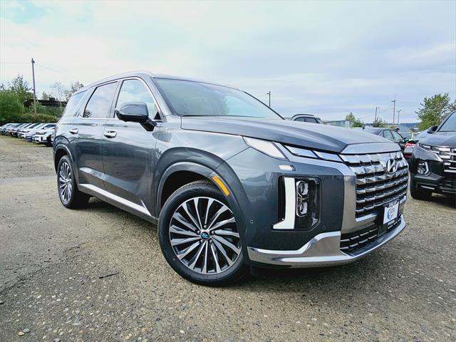 new 2025 Hyundai Palisade car, priced at $54,015