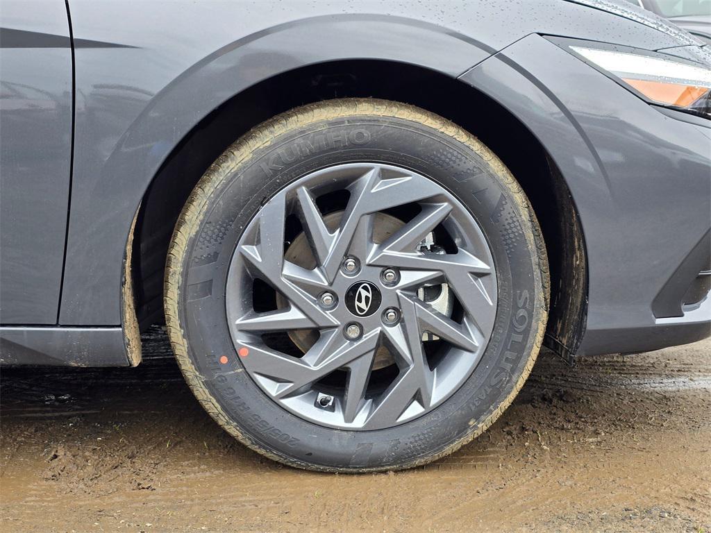 new 2025 Hyundai ELANTRA HEV car, priced at $24,121