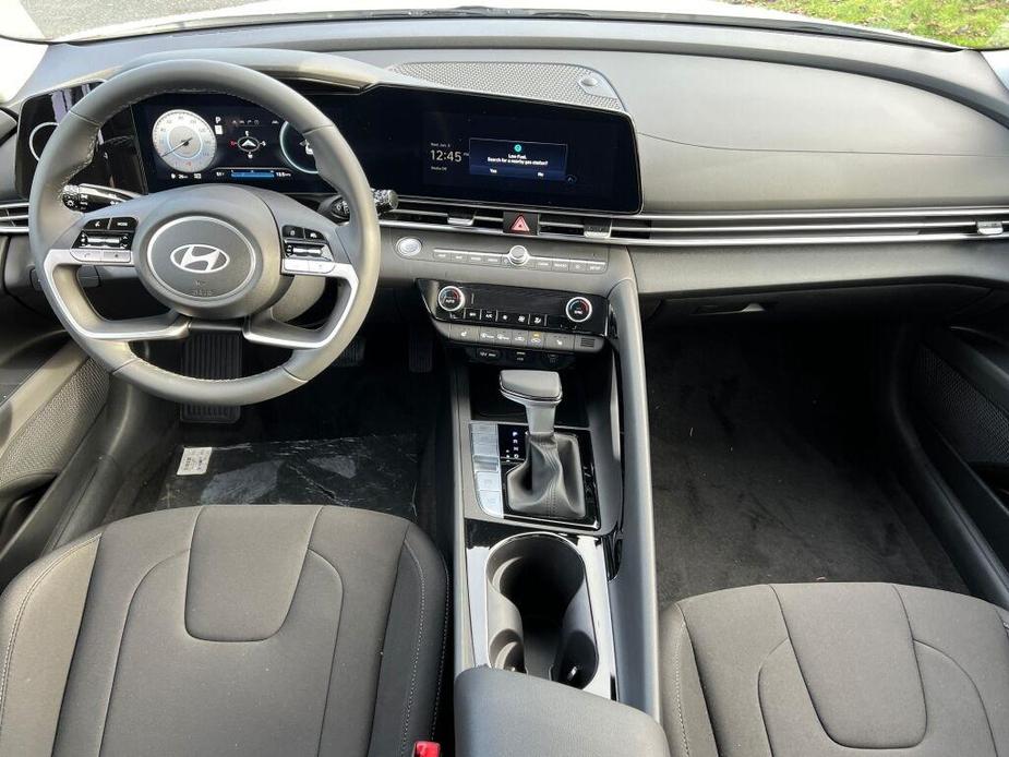 new 2024 Hyundai Elantra car, priced at $25,599