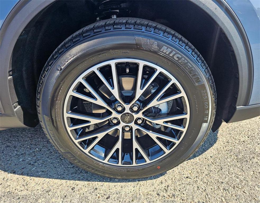 new 2025 Ford Escape PHEV car, priced at $34,990