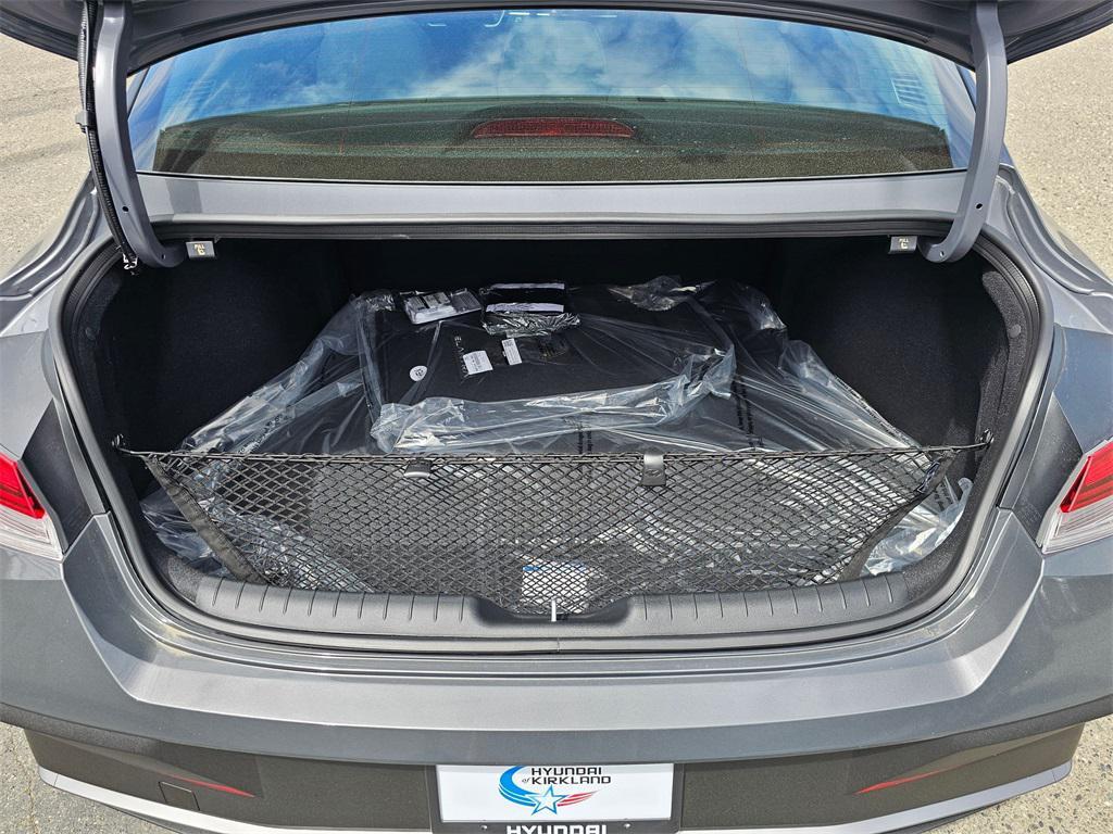 new 2025 Hyundai ELANTRA HEV car, priced at $25,030