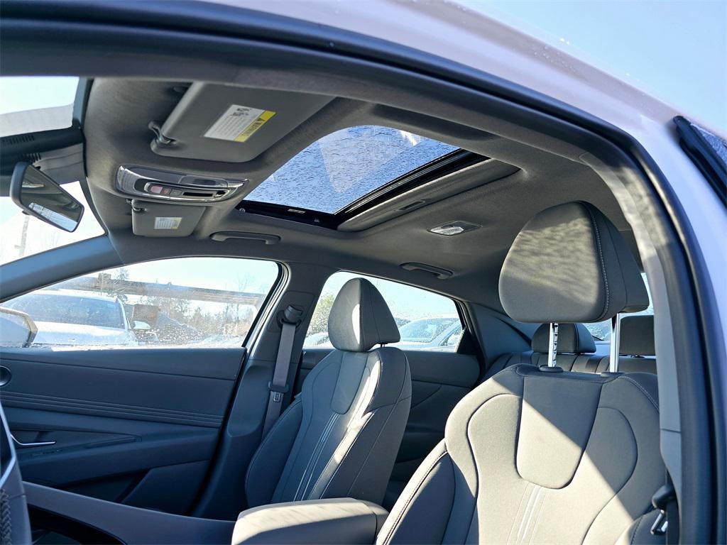 new 2025 Hyundai Elantra car, priced at $26,297