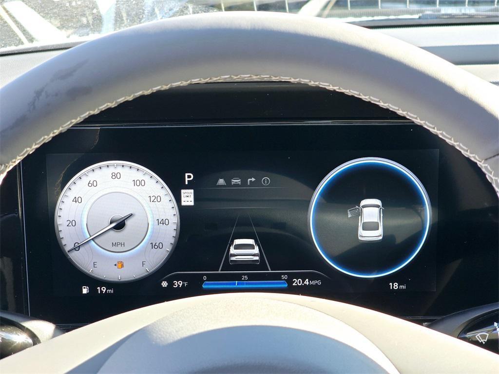 new 2025 Hyundai Elantra car, priced at $26,297