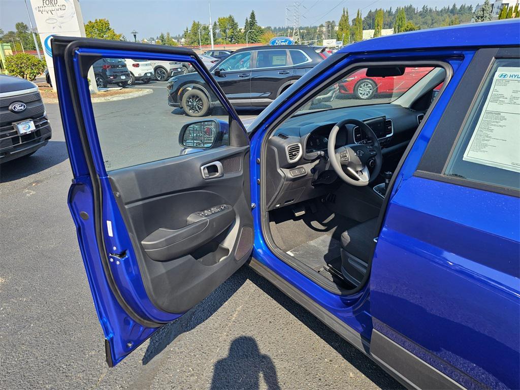 new 2025 Hyundai Venue car, priced at $22,070