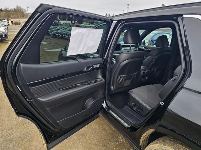 new 2025 Hyundai Palisade car, priced at $53,197