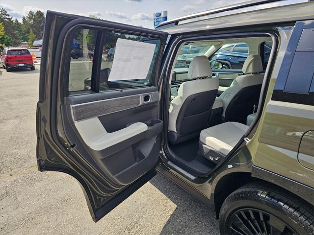 new 2025 Hyundai SANTA FE HEV car, priced at $49,830