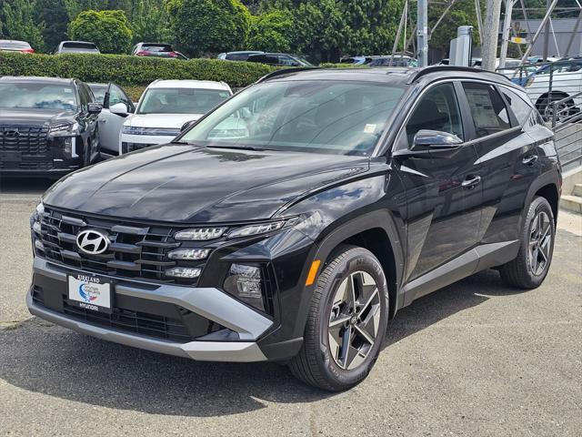 new 2025 Hyundai TUCSON Hybrid car, priced at $37,215