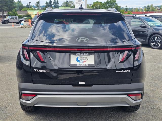 new 2025 Hyundai TUCSON Hybrid car, priced at $37,215