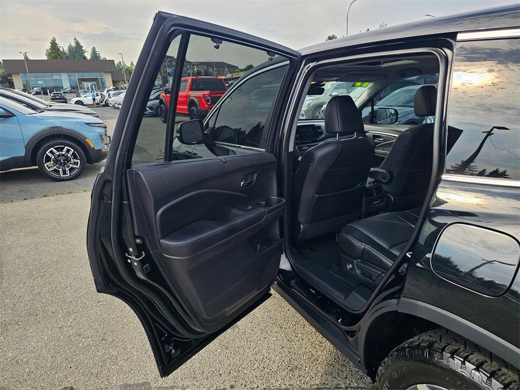 used 2019 Honda Pilot car, priced at $26,795