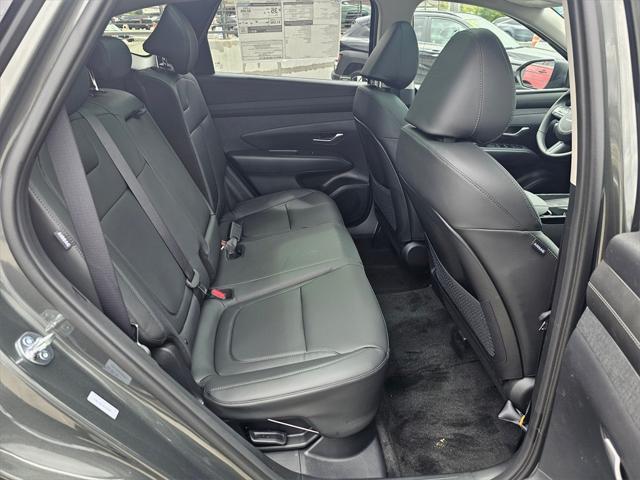 new 2025 Hyundai TUCSON Hybrid car, priced at $37,310
