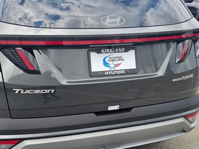 new 2025 Hyundai TUCSON Hybrid car, priced at $37,310